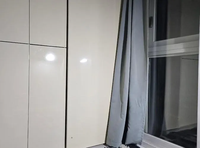 Urban Space Sinnonhyeon Apartment Seoul